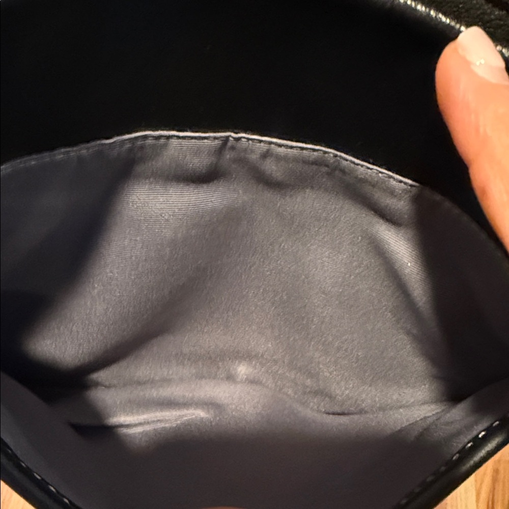 COACH SOHO  BLACK PLEATED LEATHER CROSSBODY SWING PACK  PURSE BAG - Picture 9 of 10